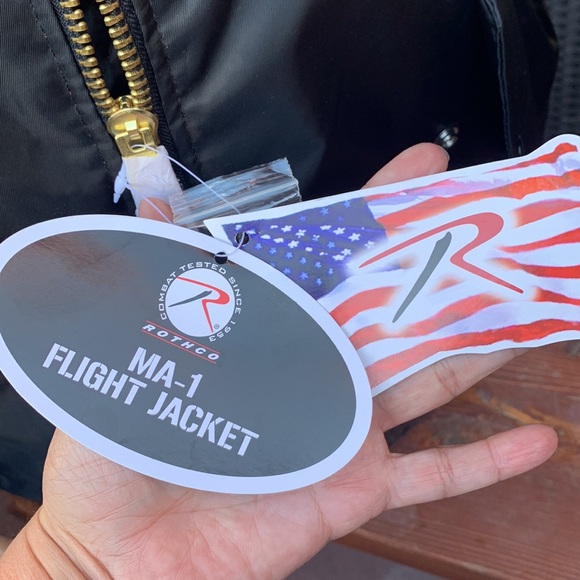 MA-1 bomber jacket NWT size S - Picture 4 of 5